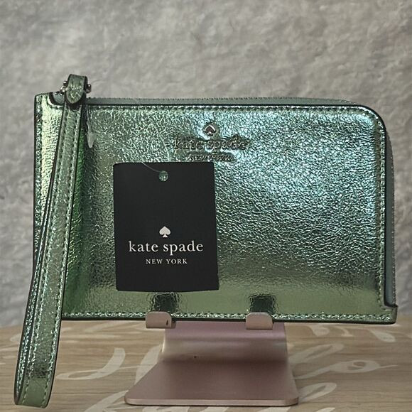 Kate Spade Green Clutch Wristlet with Elegant Design - Picture 1 of 7